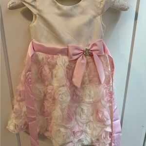 Elegant Pink and Cream Floral Dress